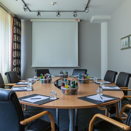 Plaza Premium Koeln Hotel ภายนอก รูปภาพ