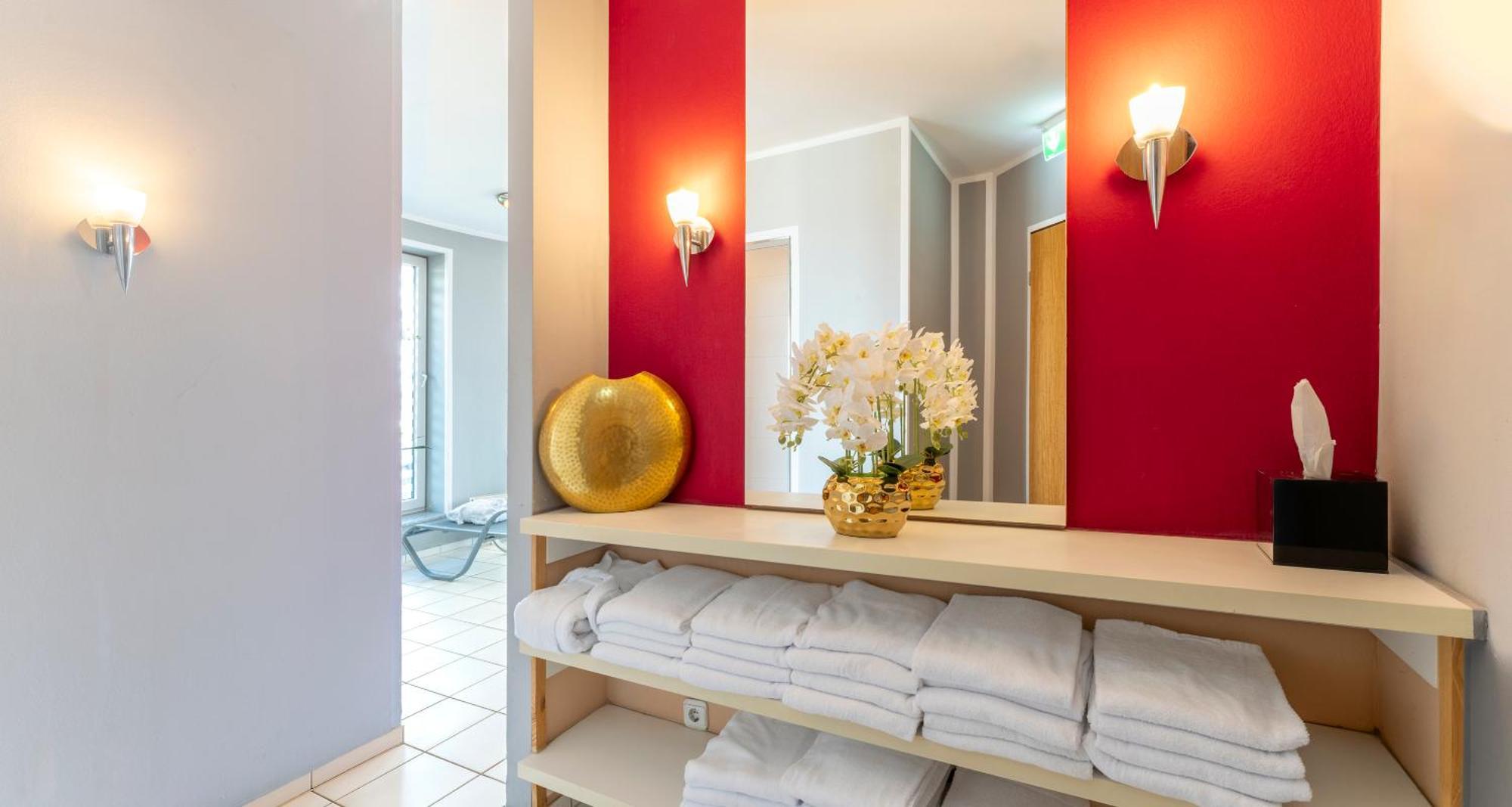 Plaza Premium Koeln Hotel ภายนอก รูปภาพ